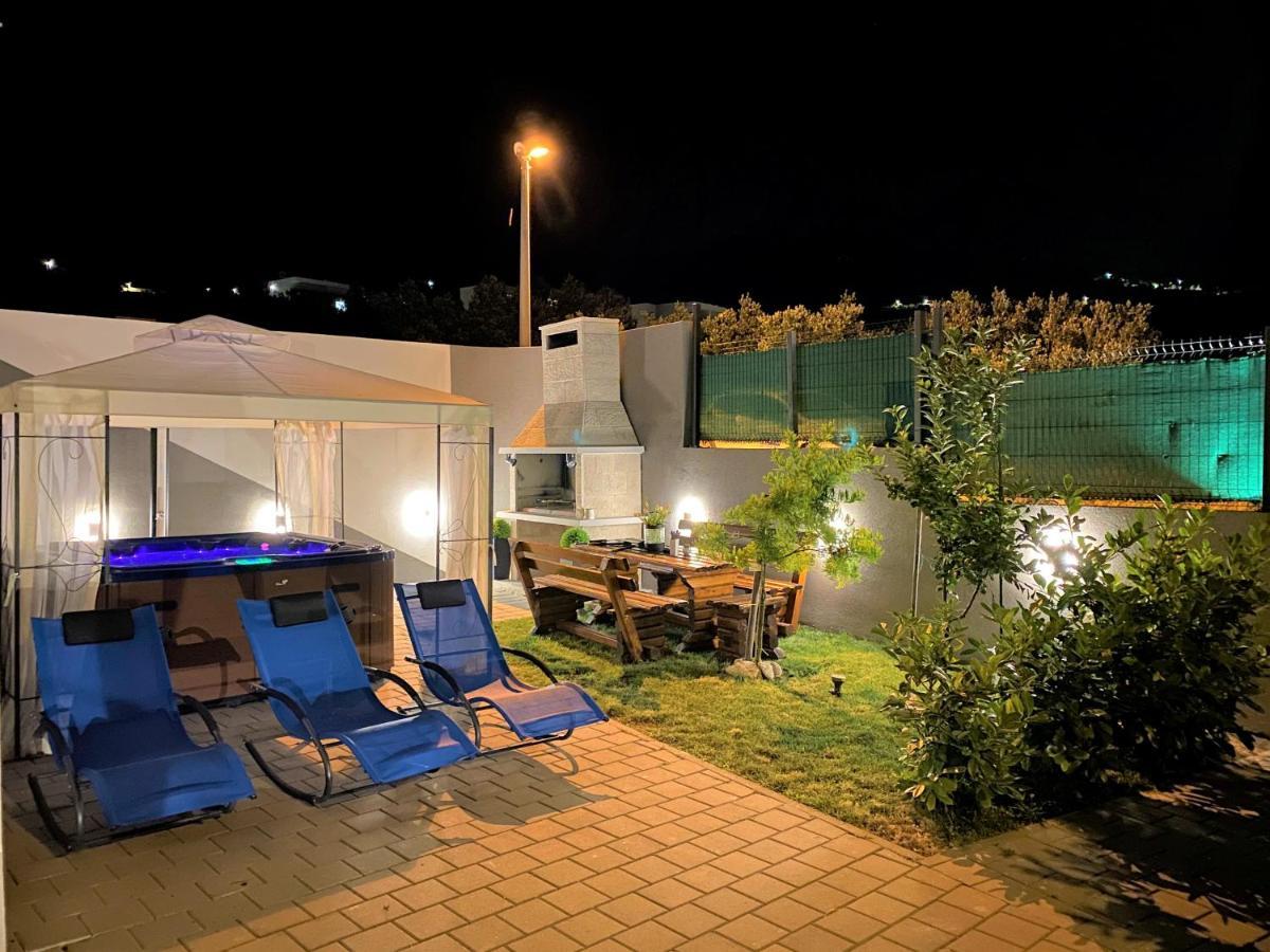 Lux Apartment Sea Shell With Jacuzzi Makarska Eksteriør billede