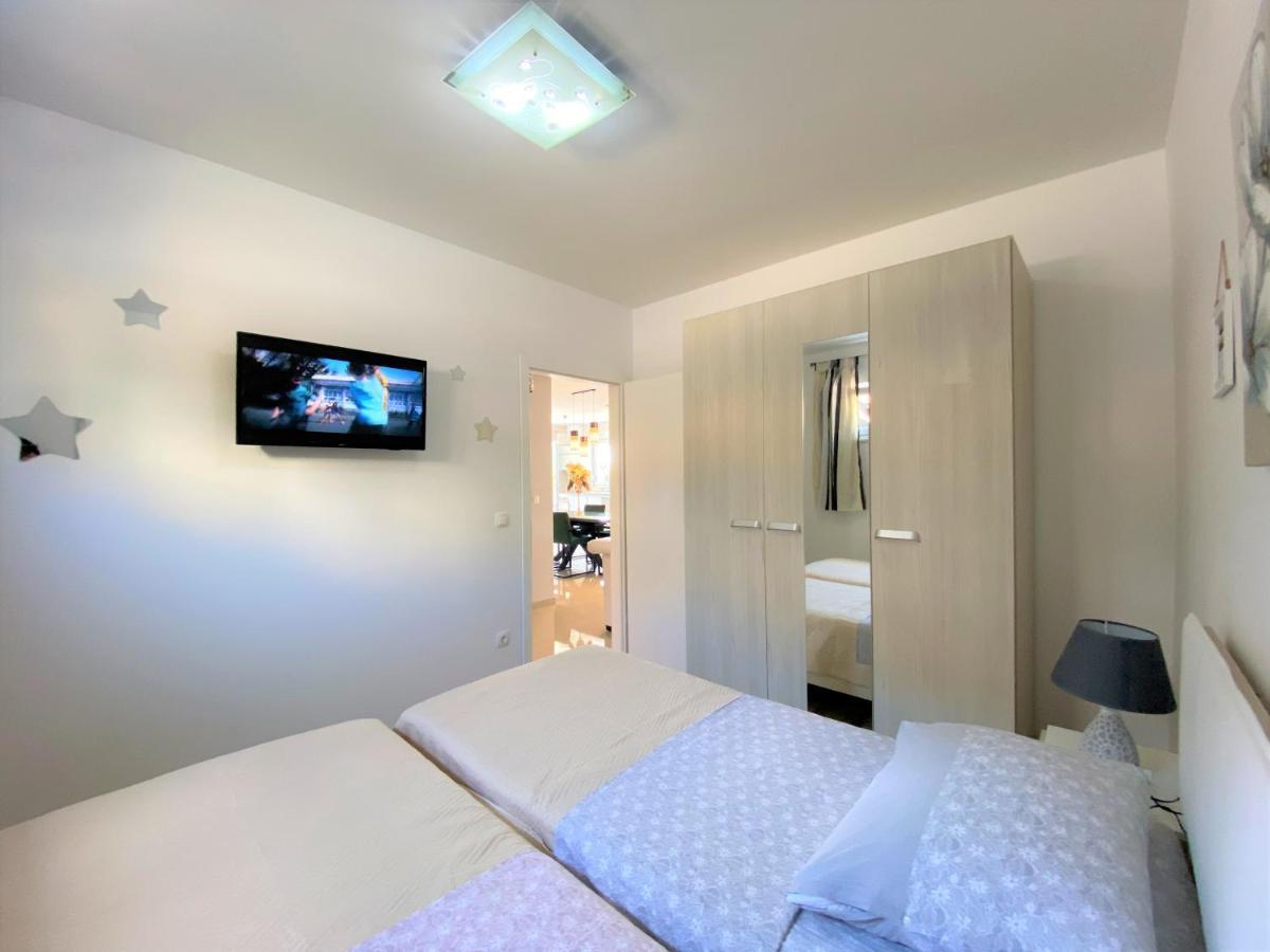 Lux Apartment Sea Shell With Jacuzzi Makarska Eksteriør billede